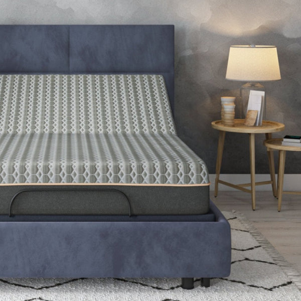 English Elm Copper Infused Hybrid Mattress with Pocketed Coils and Cooling Memory Foam Support B337P292893