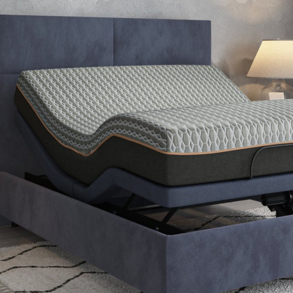 English Elm Copper Infused Hybrid Mattress with Pocketed Coils and Cooling Memory Foam Support B337P292893