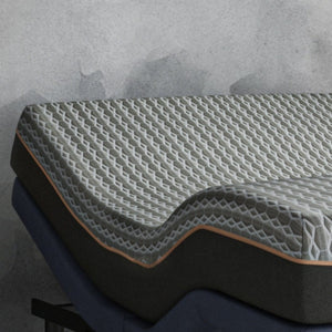English Elm Copper Infused Hybrid Mattress with Pocketed Coils and Cooling Foam Sleep Support B337P292901