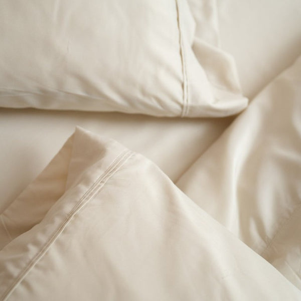 English Elm Thread™ Twin Bamboo Rayon Sheet Set Silky Breathable Cooling Hypoallergenic Bedding B337P356779