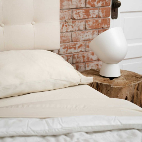 English Elm Thread™ Twin Bamboo Rayon Sheet Set Silky Breathable Cooling Hypoallergenic Bedding B337P356779