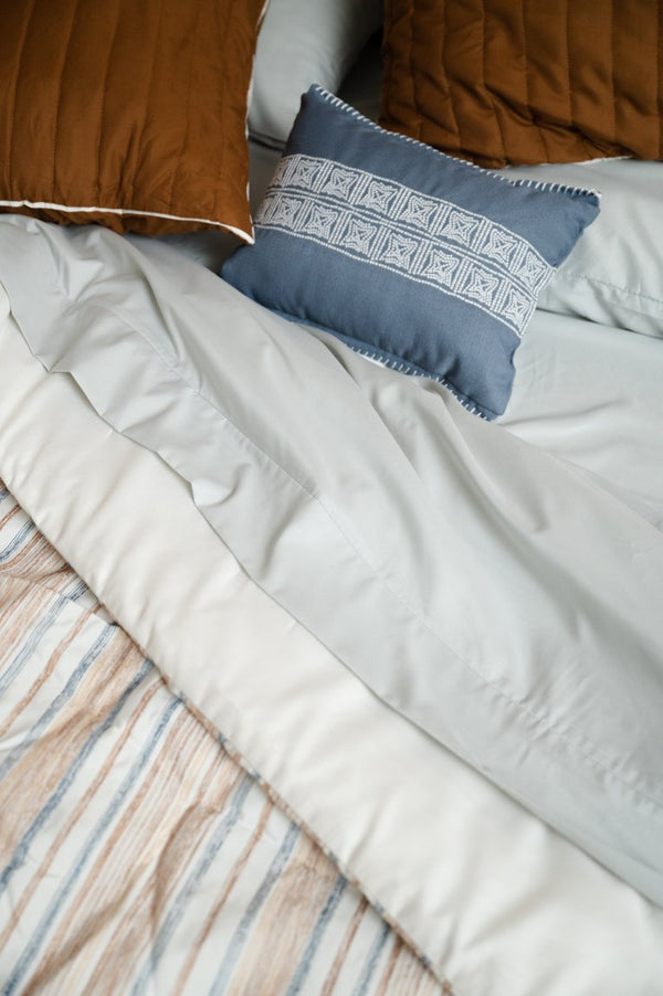 English Elm Thread™ Rayon Sheet Set Silky Breathable Hypoallergenic Bedding for Sensitive Skin Split King Pewter Bamboo B337P356817