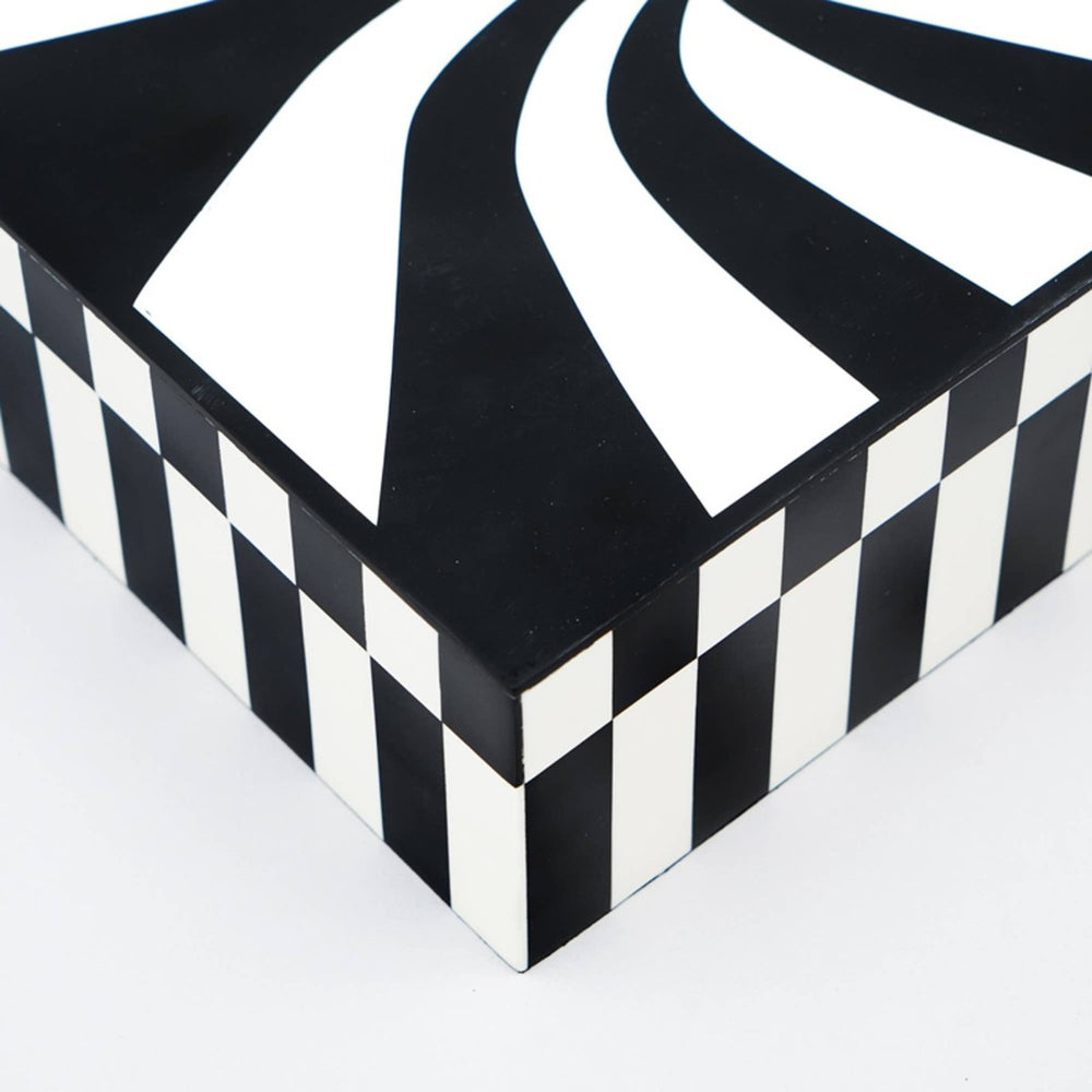 English Elm Hyphnotic Geometric Black White Lidded Box Set Mdf Decor for Console or Coffee Table B346P335653