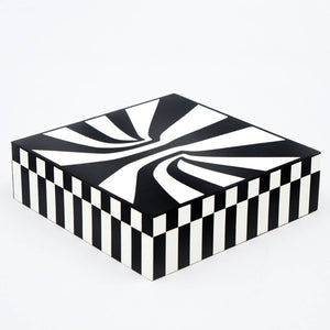 English Elm Hyphnotic Geometric Black White Lidded Box Set Mdf Decor for Console or Coffee Table B346P335653
