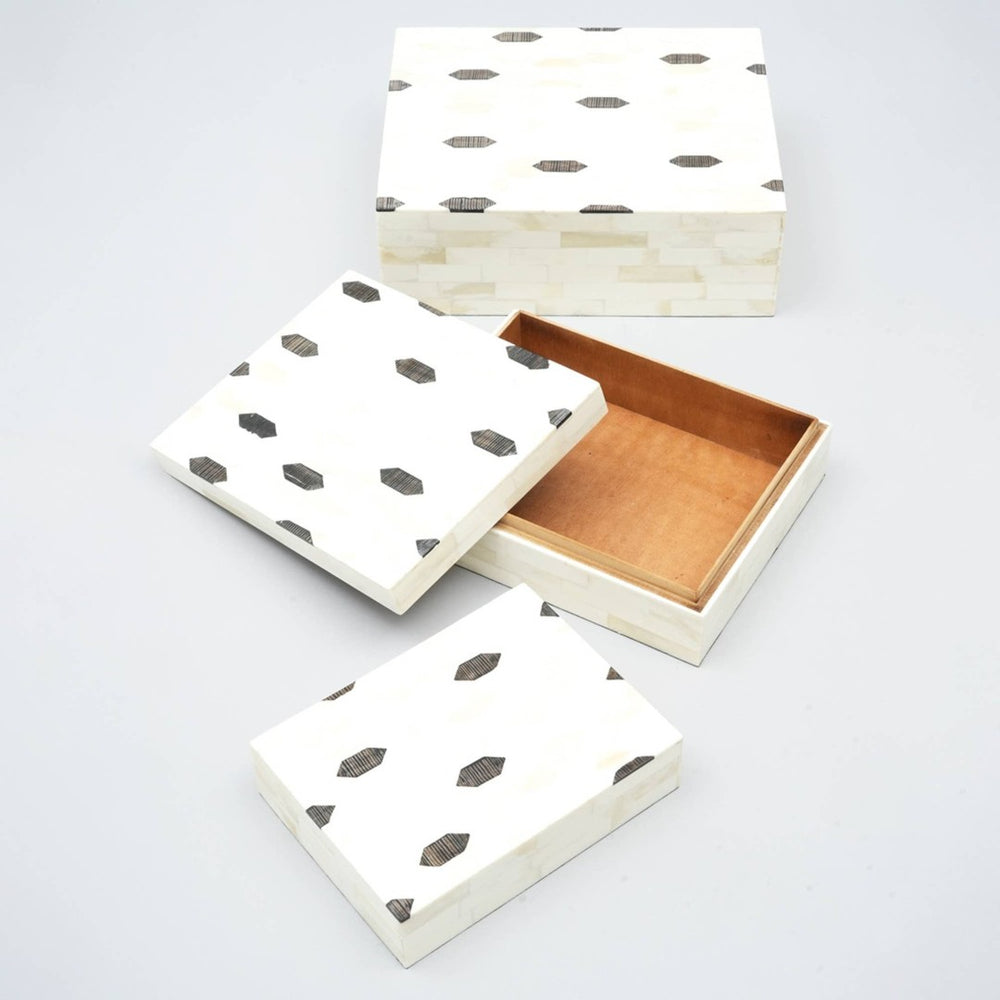 English Elm Geomatric Black White Nesting Box Set of 3 Mdf Graphic Storage for Shelf or Console B346P356187