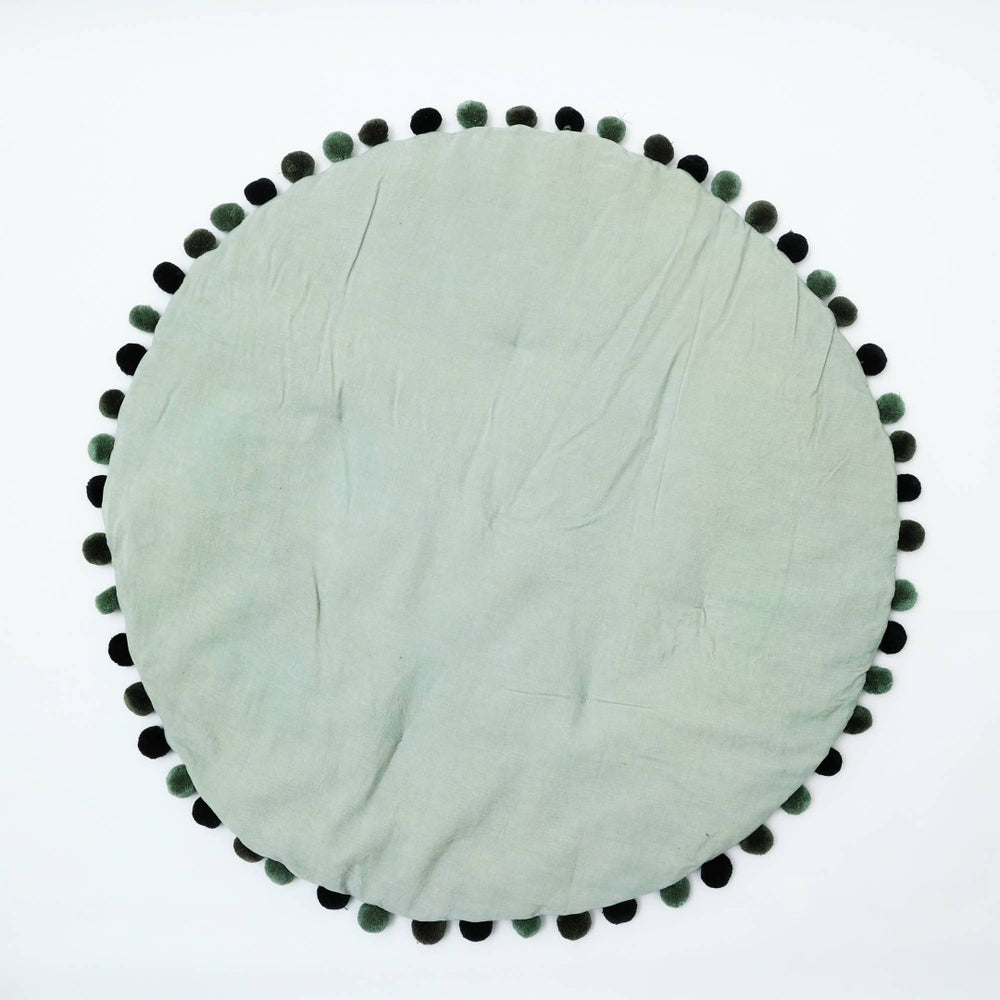 English Elm Cotton Velvet Round Playmat with Pom Trim for Nursery and Playroom Floors B346P392323