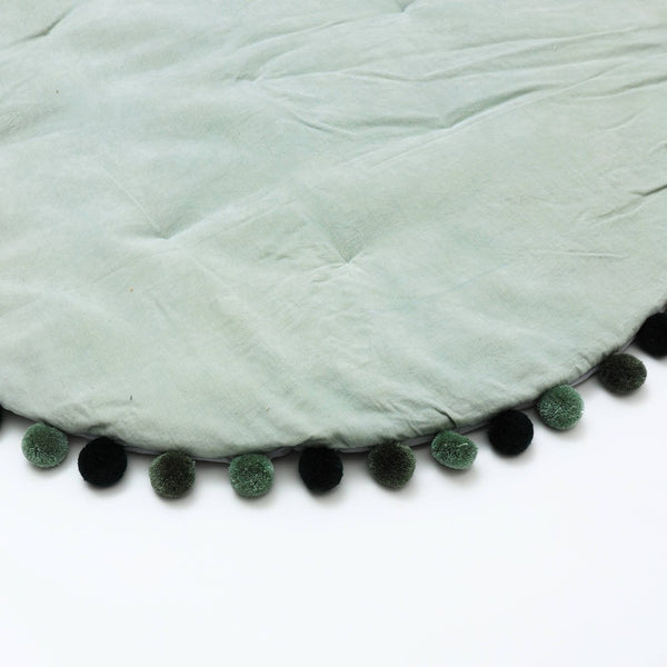 English Elm Cotton Velvet Round Playmat with Pom Trim for Nursery and Playroom Floors B346P392323