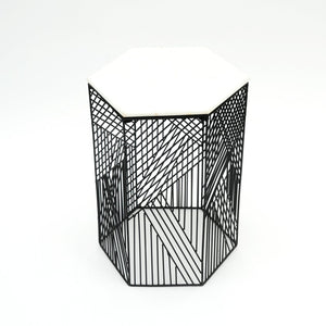 English Elm Nested Hexagonal Marble Top Side Tables Set with Black Wire Base for Modern Interiors B346P515507