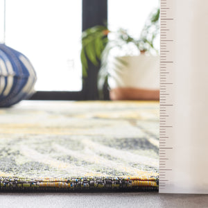 Safavieh Barbados 543 Power Loomed Indoor / Outdoor Rug Green / Black Gold BAR543Y-5