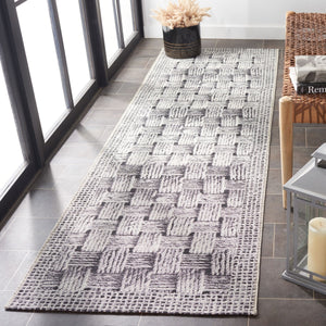 Safavieh Barbados 557 Power Loomed Indoor / Outdoor Rug Black / Ivory BAR557Z-9