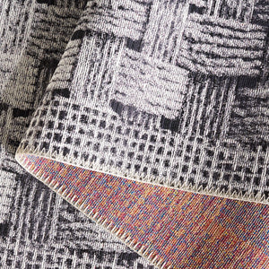 Safavieh Barbados 557 Power Loomed Indoor / Outdoor Rug Black / Ivory BAR557Z-5