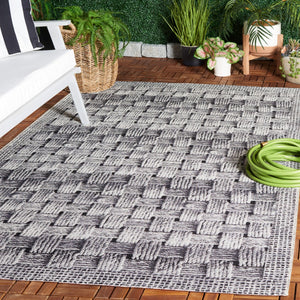 Safavieh Barbados 557 Power Loomed Indoor / Outdoor Rug Black / Ivory BAR557Z-9