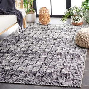Safavieh Barbados 557 Power Loomed Indoor / Outdoor Rug Black / Ivory BAR557Z-5