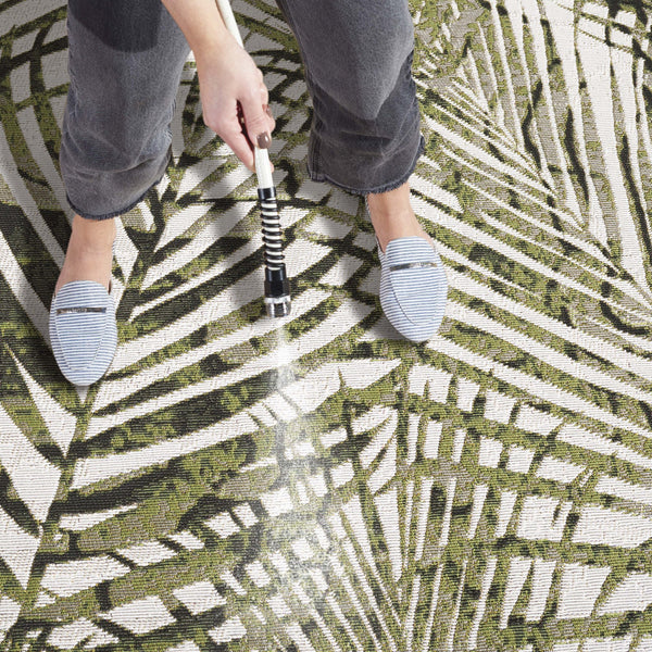 Safavieh Barbados Elegant Square Area Rug In Refreshing Ivory And Green For Luxurious Home Décor Enhancement Ivory ,Green 76% Polypropylene,23% Polyester 1% Backing Material Bar564a-28