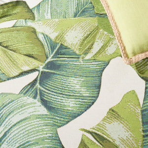 Safavieh Barbados Exquisite Tropical Leaf Area Rug - Elegant Indoor/Outdoor Decor With Durable Craftsmanship Green ,Pink 76% Polypropylene,23% Polyester,1% Backing Material Bar596y-9