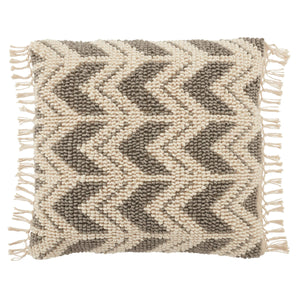 Jaipur Living Jaipur Living Boucle Chevron Wool Blend Pillow Cover with Macrame Tassel Trim Gray PLC102406