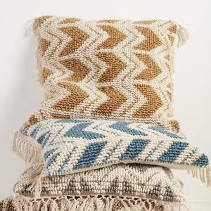 Jaipur Living Jaipur Living Boucle Chevron Wool Blend Pillow Cover with Macrame Tassel Trim Gold PLC102408