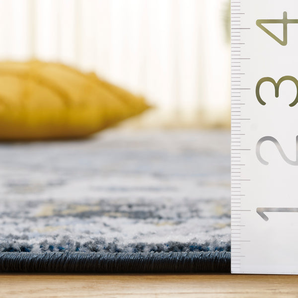 Safavieh Bayside Traditional Ivory And Beige Blue Runner Area Rug - Elegance Meets Easy Care For Any Space Blue ,Navy Polyester Bay118m-5