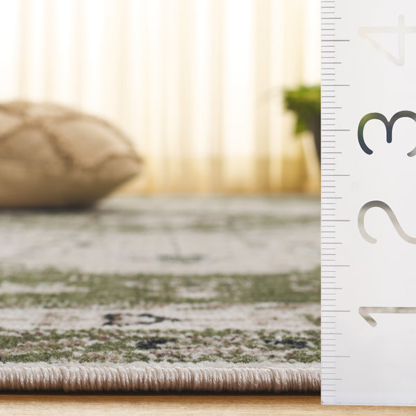 Safavieh Bayside Traditional Ivory And Beige Blue Runner Area Rug - Elegance Meets Easy Care For Any Space Green ,Beige Polyester Bay118w-5