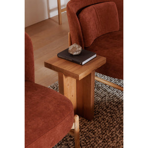 Moe's Home Folke Side Table - Exquisite Solid Oak Craftsmanship With Unique Woodgrain, Perfect For Any Space Natural Solid Oak Bc-1118-24