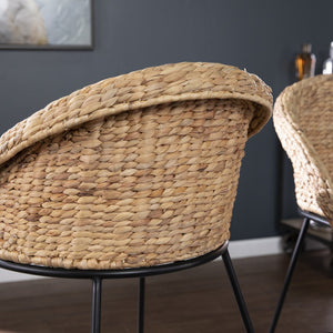 Safavieh Landrine Woven Water Hyacinth Counter Stools Set Of Two With Iron Frame For Coastal Kitchens NATURAL BC1130831