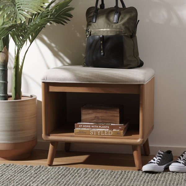 Safavieh Solo Open Shelf Bench With Plush Cushion – Stylish Entryway Seating & Organizing Solution For Home Cream / Natural BCH5001B
