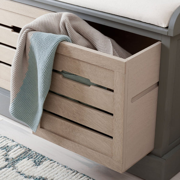 Safavieh Briar 3-Drawer Cushion Bench - Farmhouse Charm With Practical Storage For Entryway & Bedroom Decor Distressed Grey Frame / Sand Drawers BCH5700C
