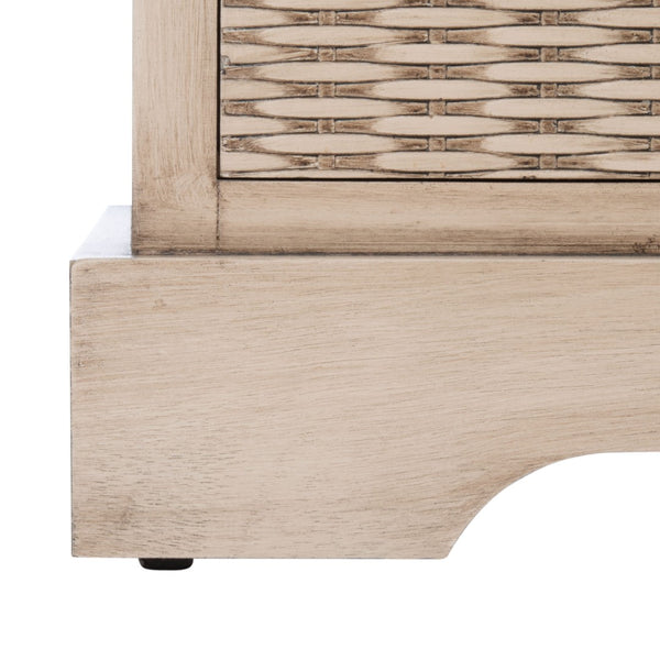 Safavieh Landers Versatile Storage Bench With Cushioned Seat For Entryways, Mudrooms, And Bedrooms Sand BCH5702D