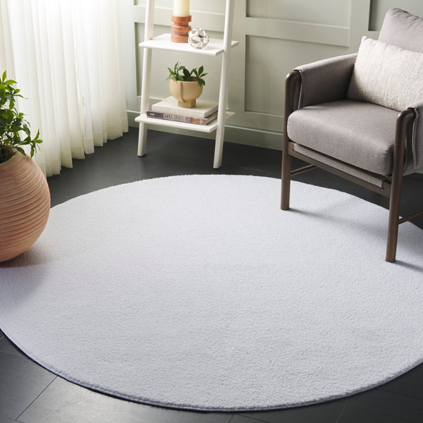 Safavieh Boucle Stylish Power Loomed Rug In Elegant Ivory - Durable, Washable, And Slip-resistant Design Ivory Polyester Bcl100a-8