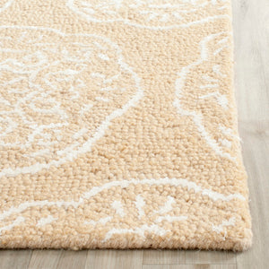 Safavieh Bella Hand Tufted  Rug Beige / Ivory BEL711A-2