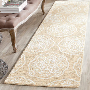 Safavieh Bella Hand Tufted  Rug Beige / Ivory BEL711A-2