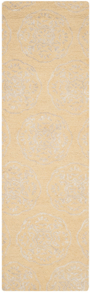 Safavieh Bella Hand Tufted  Rug Beige / Silver BEL711B-2