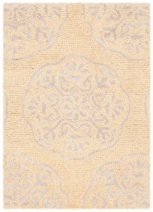 Safavieh Bella Hand Tufted  Rug Beige / Silver BEL711B-2