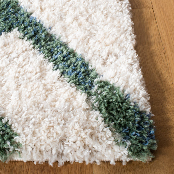 Safavieh Berber Shag Runner 2X6 Ivory Green Plush 1-1/8" Pile Power-Loomed Turkey Durable Polypropylene Elegance BER214C-26