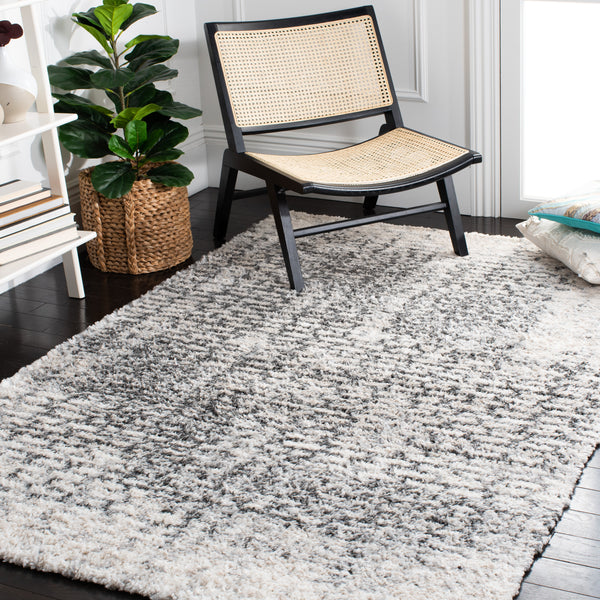 Safavieh Berber Shag Area Rug – Modern Elegance With Soft Texture For Cozy Living Spaces And Timeless Style Charcoal ,Grey Polypropylene Pile Ber418h-6