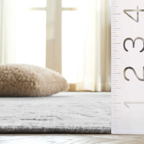 Safavieh Bedford Hand-Loomed Abstract Area Rug in Viscose Wool Blend for Large Living Rooms Grey Ivory 10'-0" x 14'-0" BFD101A-10