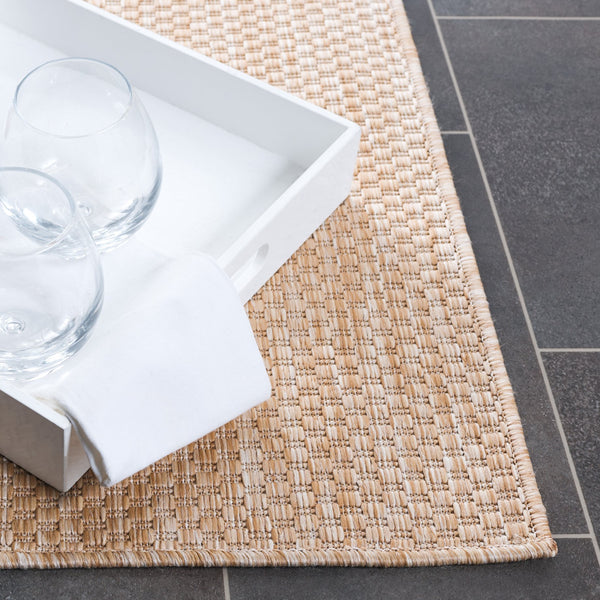 Safavieh Beach House 260b Stylish Runner Rug For Elegant Spaces - Durable, Soft, And Versatile Décor Solution Natural 85% Polypropylene,15% Polyester Bhs260b-5