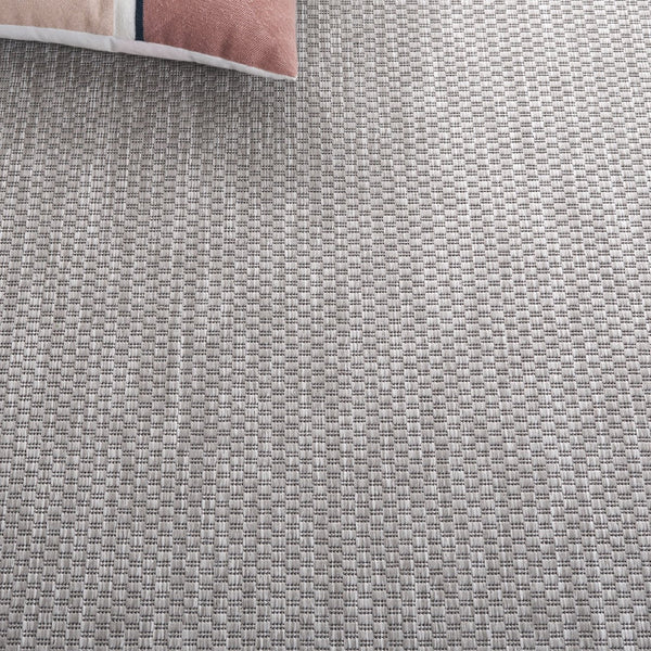 Safavieh Beach House 260b Stylish Runner Rug For Elegant Spaces - Durable, Soft, And Versatile Décor Solution Grey 85% Polypropylene,15% Polyester Bhs260f-4