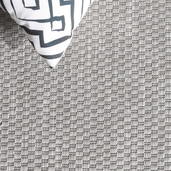 Safavieh Beach House 260b Stylish Runner Rug For Elegant Spaces - Durable, Soft, And Versatile Décor Solution Grey 85% Polypropylene,15% Polyester Bhs260f-4