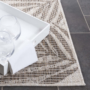 Safavieh Beach House 262b Luxurious Beige/Brown Area Rug – Perfect For Coastal Décor & Comfort Style Beige ,Brown 85% Polypropylene,15% Polyester Bhs262b-5