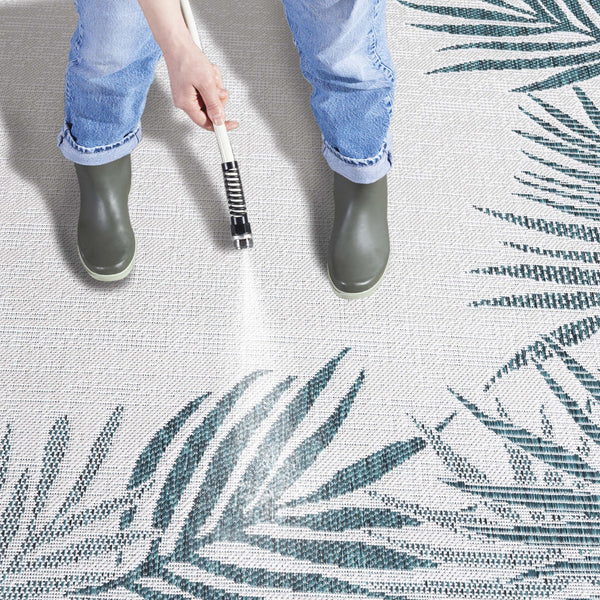 Safavieh Beach House 262b Luxurious Beige/Brown Area Rug – Perfect For Coastal Décor & Comfort Style Blue ,Ivory 85% Polypropylene,15% Polyester Bhs262m-9