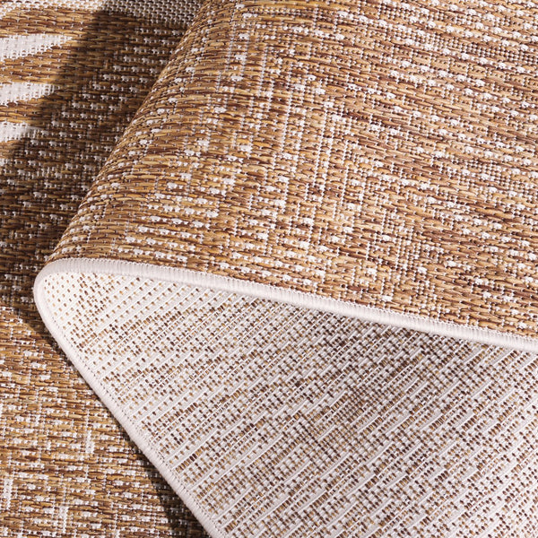 Safavieh Beach House Elegant Indoor/Outdoor Area Rug - Stylish, Durable, And Perfect For Coastal Living Spaces Brown ,Ivory 85% Polypropylene,15% Polyester Bhs264t-26