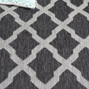 Safavieh Beach House Durable Polypropylene Runner Rug In Stylish Grey For Elegant Home Decor And Comfort Charcoal ,Grey 85% Polypropylene,15% Polyester Bhs268h-7r