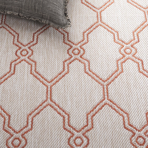 Safavieh Beach House 270b Stylish Runner Rug - Durable Polypropylene Blend For A Cozy Coastal Vibe Beige ,Orange 85% Polypropylene,15% Polyester Bhs270b-7r