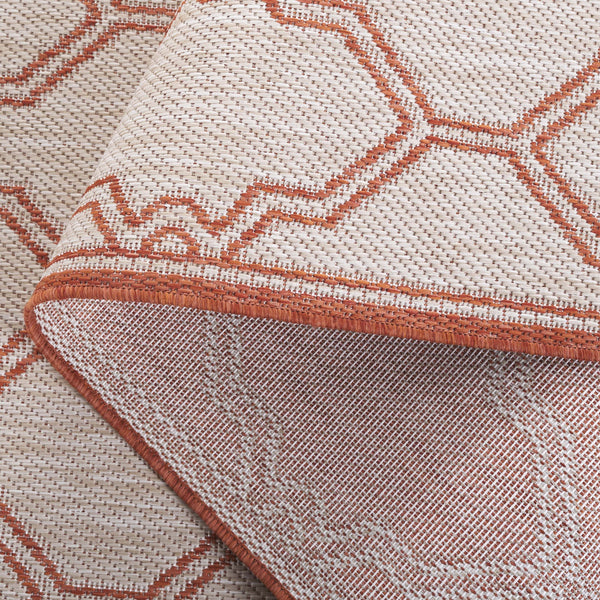 Safavieh Beach House 270b Stylish Runner Rug - Durable Polypropylene Blend For A Cozy Coastal Vibe Beige ,Orange 85% Polypropylene,15% Polyester Bhs270b-7r