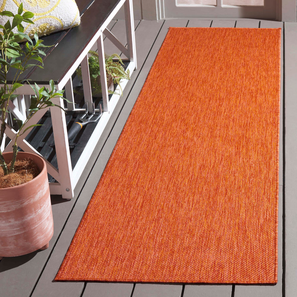 Safavieh Beach House Vibrant Indoor/Outdoor Area Rug - Luxurious, Durable, And Stylish For Any Space Orange 85% Polypropylene,15% Polyester Bhs274p-4
