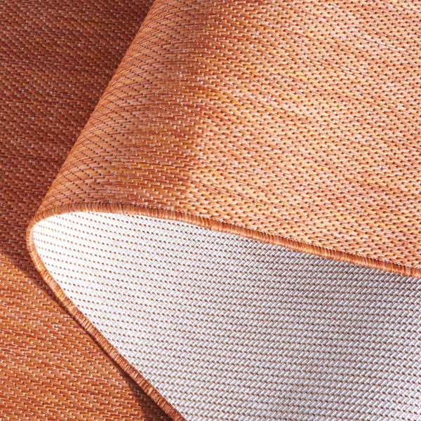 Safavieh Beach House 274m Indoor/Outdoor Area Rug - Stylish, Durable, And Perfect For Coastal Décor Spaces Orange 85% Polypropylene,15% Polyester Bhs274p-28