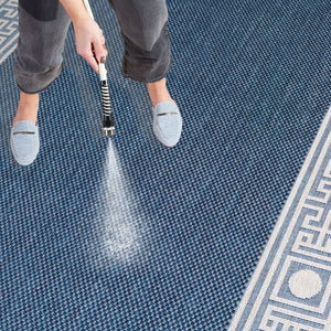 Safavieh Beach Area Rug - Timeless Blue And Ivory Design For Indoor & Outdoor Elegance, Crafted In Turkey Blue ,Ivory 85% Polypropylene,15% Polyester Bhs276m-4