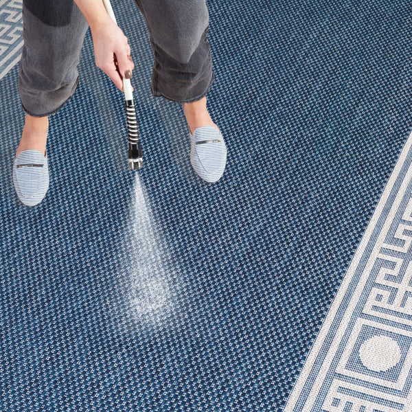 Safavieh Beach Area Rug - Timeless Blue And Ivory Design For Indoor & Outdoor Elegance, Crafted In Turkey Blue ,Ivory 85% Polypropylene,15% Polyester Bhs276m-4