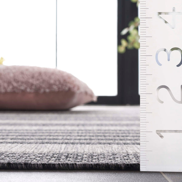 Safavieh Beach Elegant Grey Charcoal Runner Rug – Durable, Stylish, And Oeko-tex Certified For Indoor Outdoor Use Grey ,Charcoal 85% Polypropylene,15% Polyester Bhs278f-9